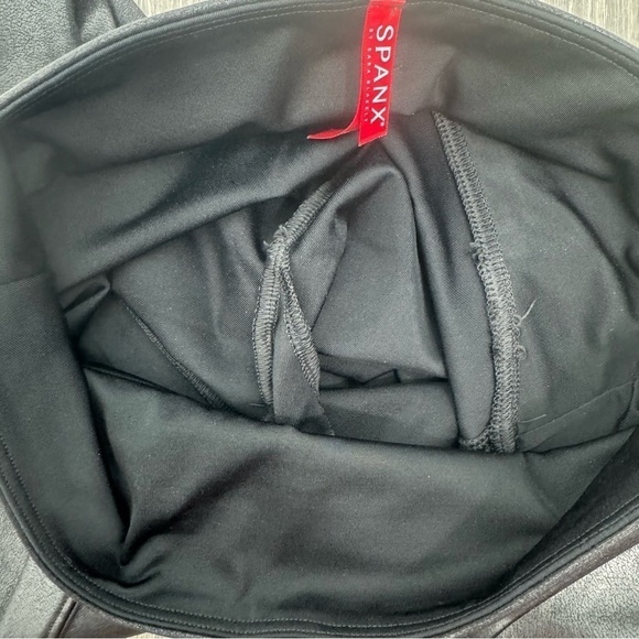 SPANX Women’s Faux Black Leather Leggings Tights in Shimmer Black SZ Medium - Picture 9 of 16